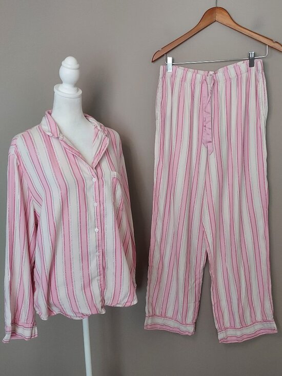 Victoria's Secret Other - Victoria Secret Pink & White Striped Pajama Set Size Med